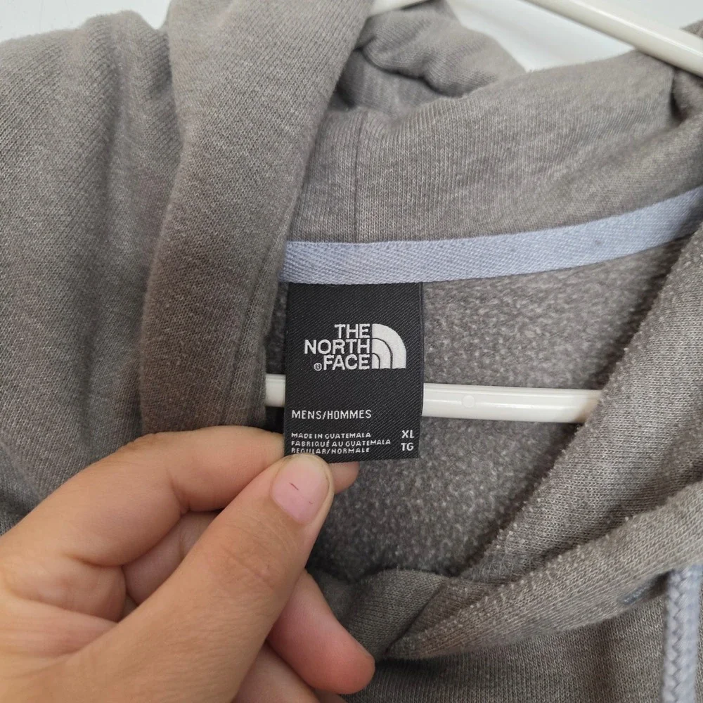 The North Face Mens Grizzly Bear Graphic Hoodie Grey XL Fleece Pullover